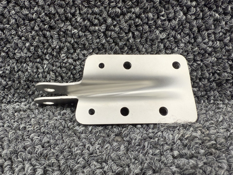 79475-007 Piper PA32-300 Upper Cabin Door Hinge (Bead Blasted)