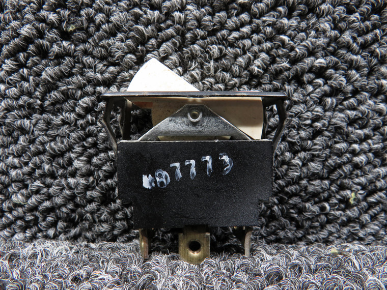 487-773 Carling Maintained Toggle Rocker Switch
