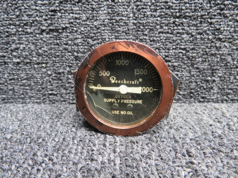 800322 Beechcraft Oxygen Supply Pressure Indicator with Bracket (Face Cracked)