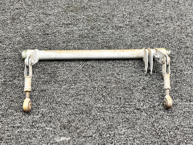 5052050-4 Cessna 411 Cowl Flap Torque Tube Assembly