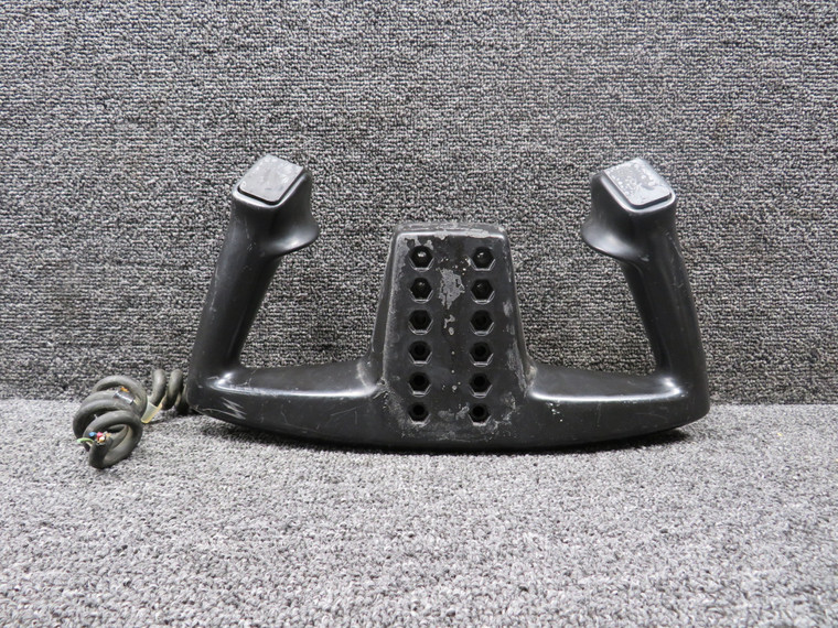 1560027-4 Cessna T303 Control Wheel