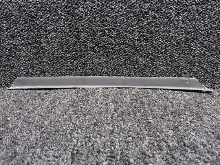 63071-007 Piper PA28-180 RH Rear Window Angle