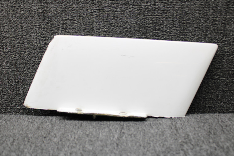 DMN4-17-1-A Dorne and Margolin VOR, Localizer Blade Antenna (Worn)
