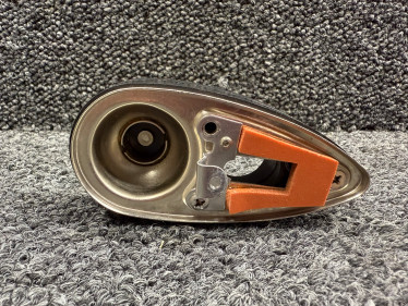 01-0770054-00 (Alt: 61600) Whelen A650-PG-14V Wing Tip Light RH