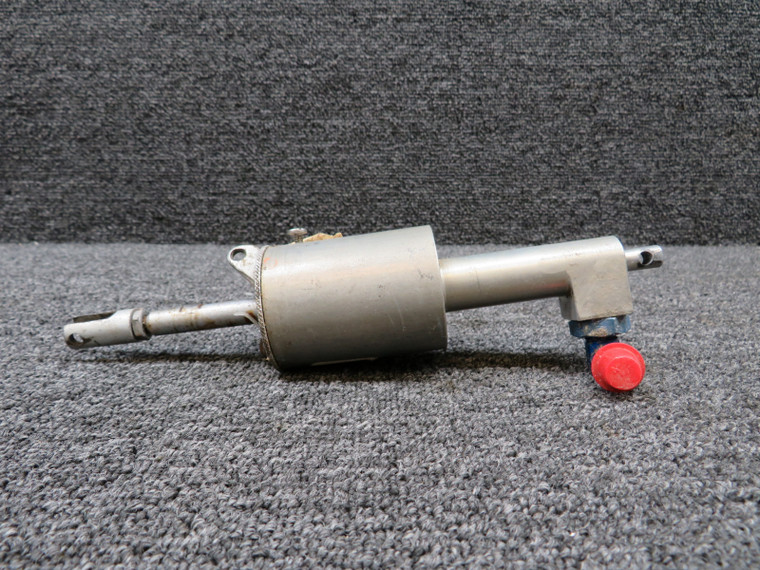 0541138-20 Cessna 172B Master Brake Cylinder Assembly (Worn Housing)