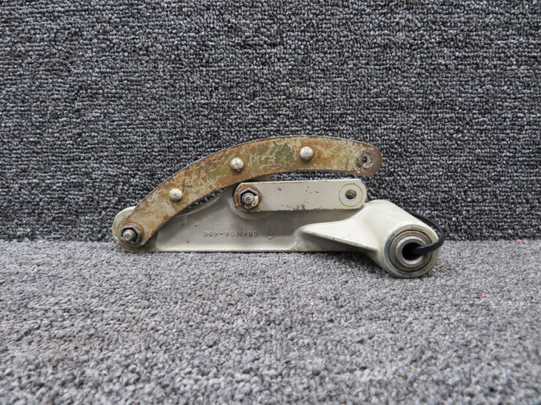 0841104-4 (Alt: 0841104-497) Cessna 310 Main Gear Rocker Arm with Link RH
