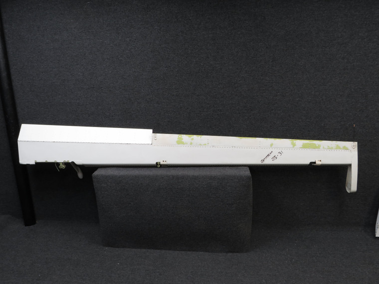 137300B445 Jetstream JS-31 Aileron Assembly LH (TT:13511HR)