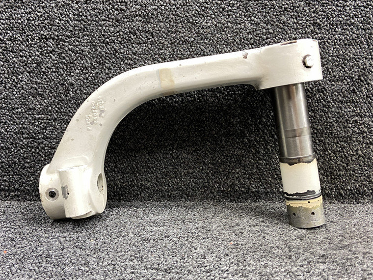 83640-003 Piper PA46R-350T Lower Main Gear Fork w Axle (Minus Tube)