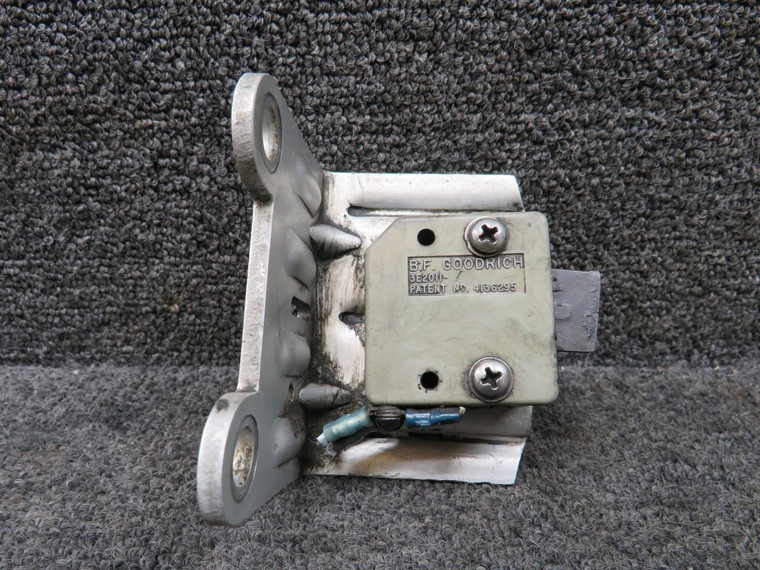 3E2011 BF Goodrich Propeller De-Ice Brush Block Assembly