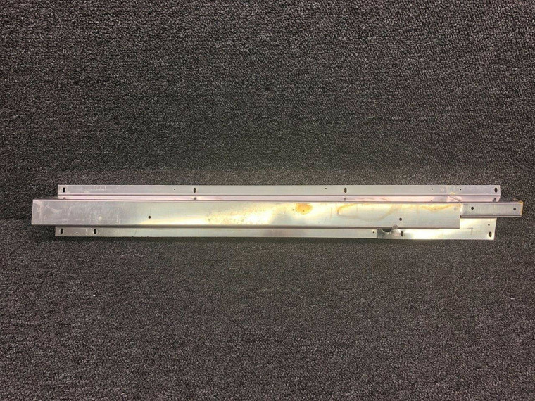 1215129-8 (WEU: 1215129-14) Cessna T210M Cabin Door Support Armrest RH