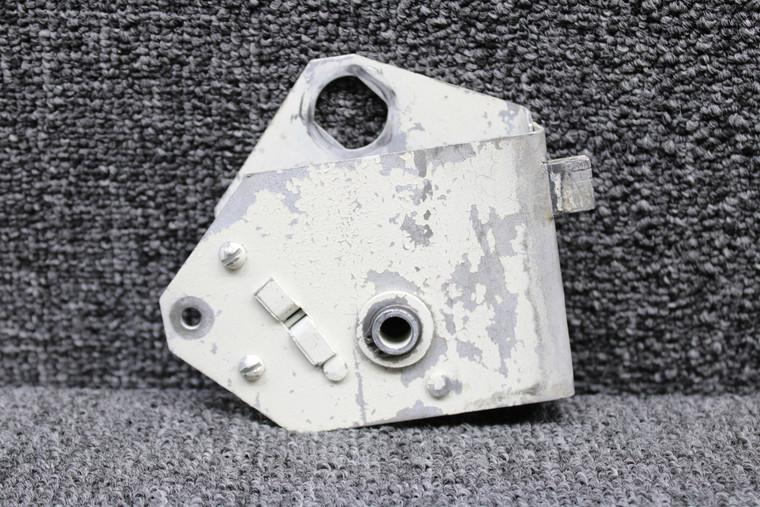 196566 Bellanca 17-30 Cabin Door Latch Assembly Lower
