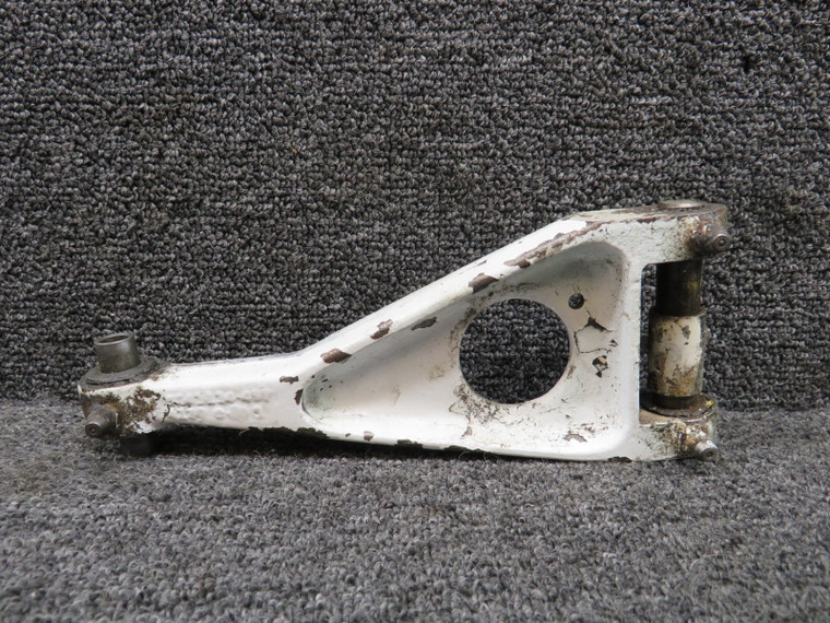 5041114-12 Cessna 310L Main Landing Gear Lower Torque Link Assembly RH (Worn)