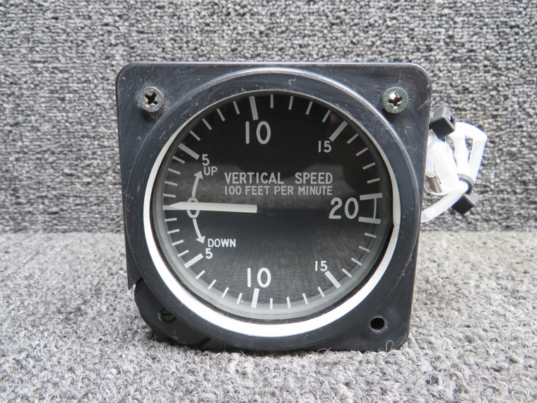 7000 United Type I Vertical Speed Indicator (Code: C.31) (Lighted)