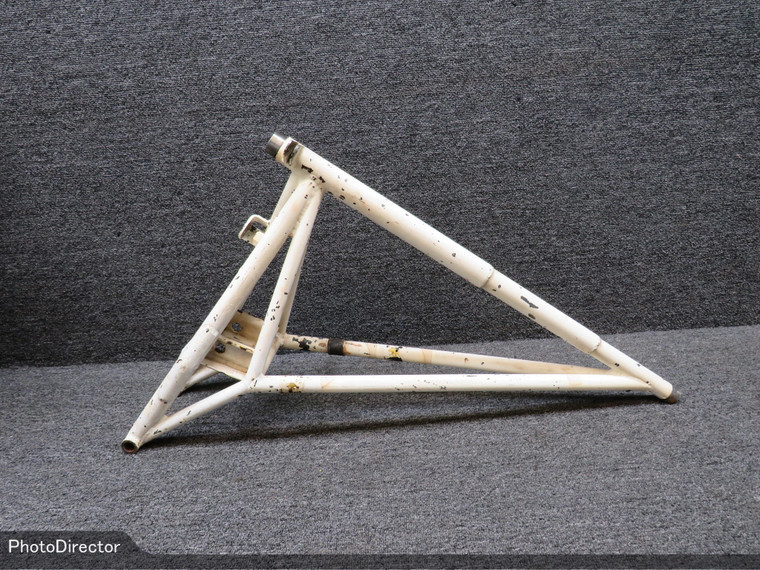 520001-502 Mooney M20 Main Landing Gear Leg RH (Chipped)
