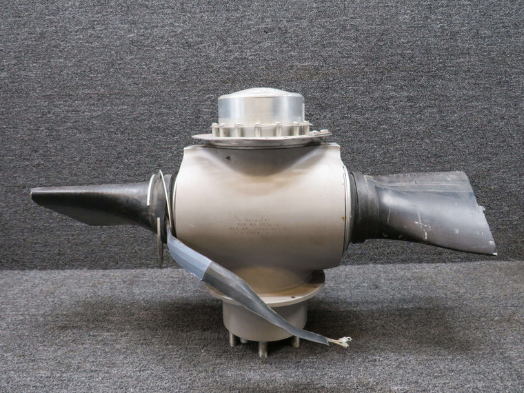 2A34C221-B McCauley 2-Blade Propeller Hub (No Logs) (Core, Prop Struck)