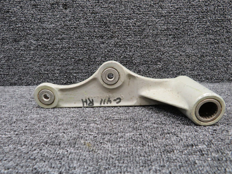 0841104-3 Cessna 411 Main Landing Gear Bellcrank RH (Minus Arm)