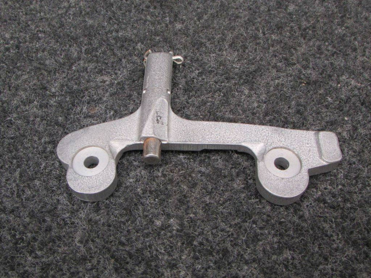 B-1353 Bracket Start Lock Assembly (SA)