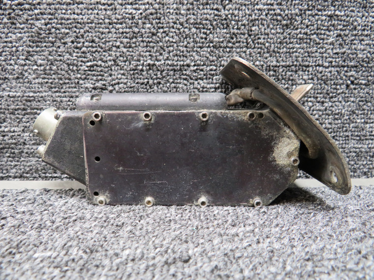 C-77107-6 Safe Flight Lift Transducer (Volts: 28) (Worn, Corrosion)