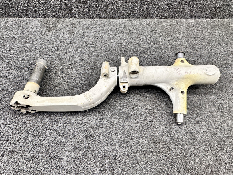 96766-016 Piper PA32R-301T Main Gear Assembly LH (Minus Torque Links)