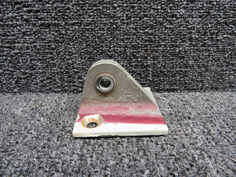 1232144-1 Cessna 210 Horizontal Bracket LH (Some Wear)
