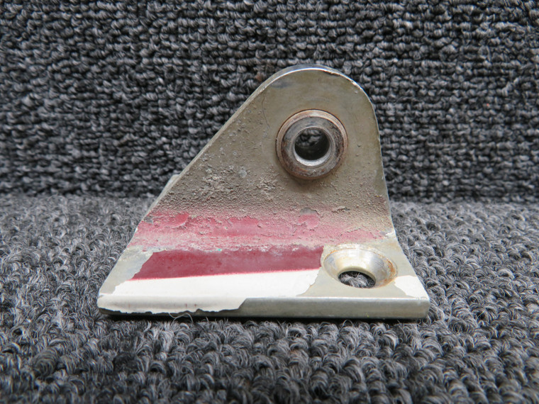 1232144-2 Cessna 210 Horizontal Bracket RH (Some Wear)