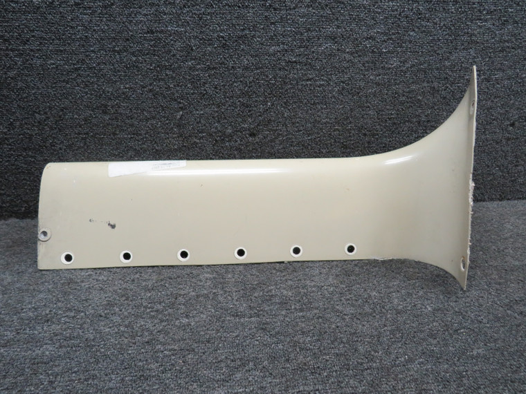 37329-000 Piper PA34-200T Outboard Leading Edge Fairing LH (Damaged Hole)