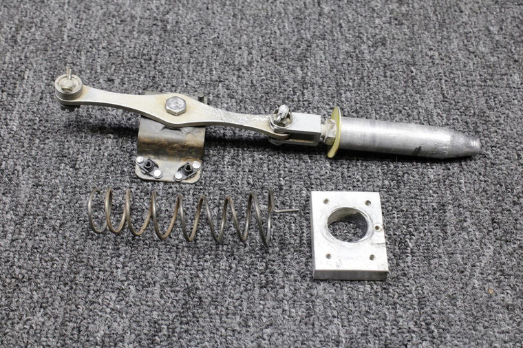 18058-000, 18419-000, 18423-000 Piper PA23-250 Cabin Door Latch Pin Upper (Bent)