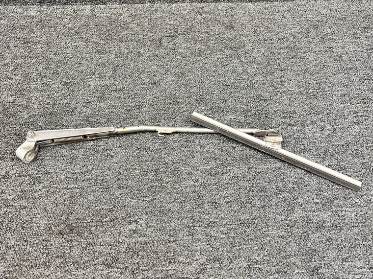 61517-1, 60-1250 Air Tractor AT-502B Windshield Wiper Arm &amp; Blade Assembly