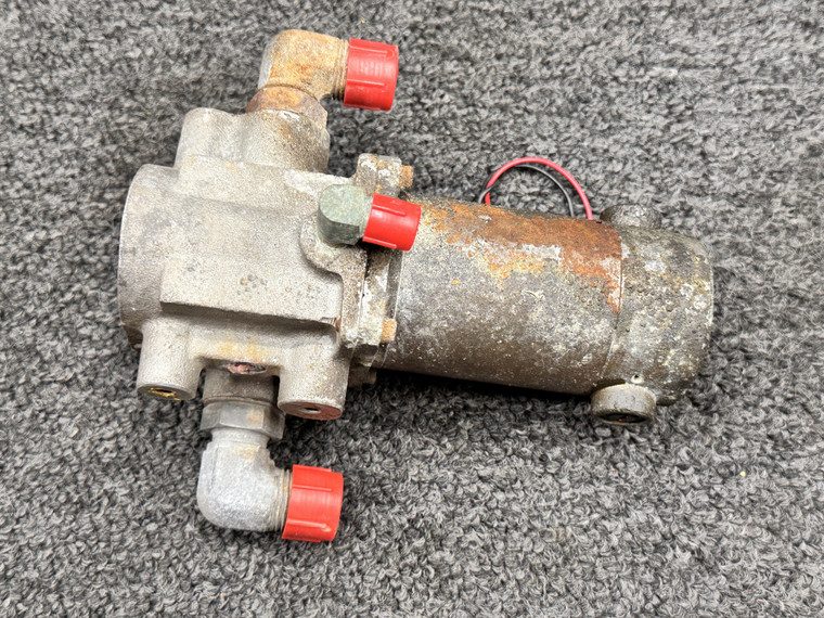 Air Tractor AT-502B Fuel Boost Motor &amp; Pump Assembly (Corrosion)