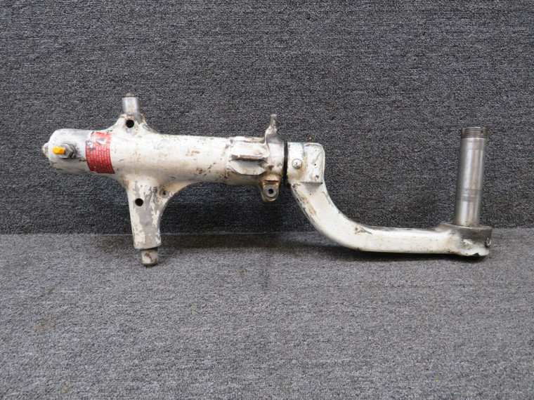 67927-008 Piper PA28R-200 Main Gear Assembly LH (Minus Links) (Worn)