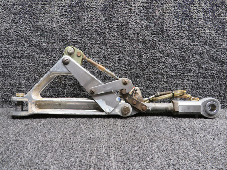78721-009 Piper PA44-180 Main Gear Truss Assembly with Link LH (Wear)