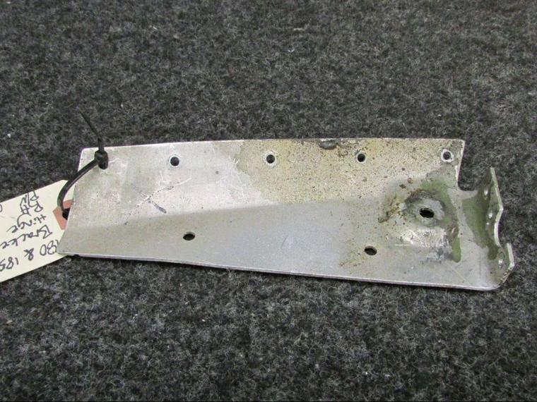 0712301-2 (USE: 0712317-2) Cessna 185 Bracket Actuator Hinge Outbd RH (SA)