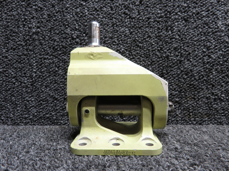 137238B406 BAE JS-31 Bracket Assembly Final Drive Install RH