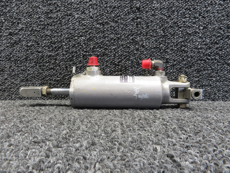 OAS2953-3 Ozone Nose Gear Actuator (Slight Pitting)