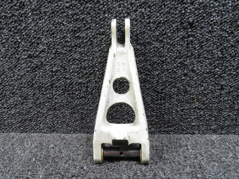36-810016-5 (ALT: 35-815195) Beechcraft BE-58 Knee Torque Link Lower
