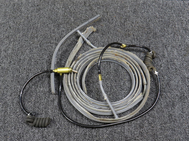 Beechcraft Baron BE-55 Door Seal, Less Pump