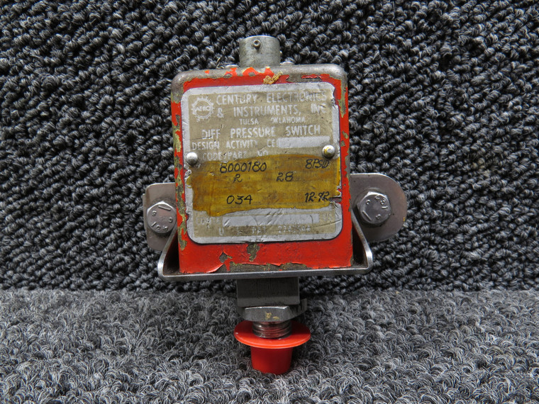 8000180 Sabre 80 Century Electronics Differential Pressure Switch (28 Volts)