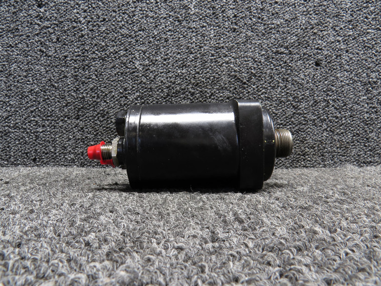 ST-4H (Alt: MS28005-3) US Gauge Oil Pressure Transmitter (26V) (Dented)