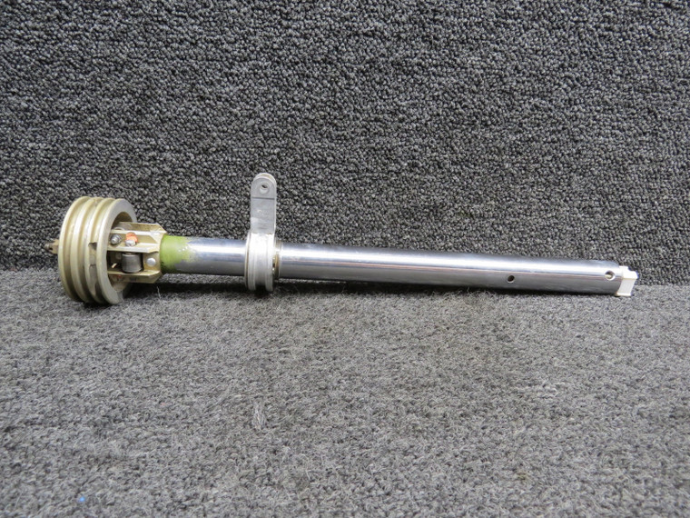 0760102-2 Cessna 182M Control Column Assembly RH w Retainer (L: 16”, D: 1.125”)