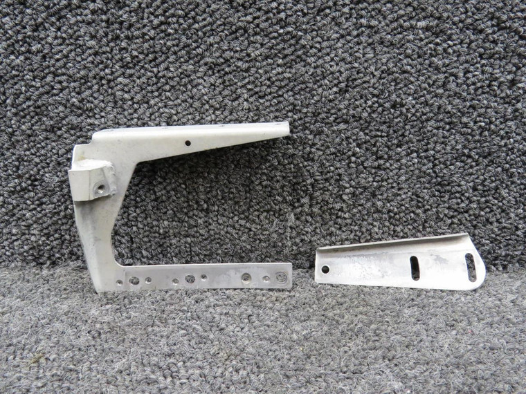 1211184-1, 121118-1 Cessna 210 Slide and Shim LH