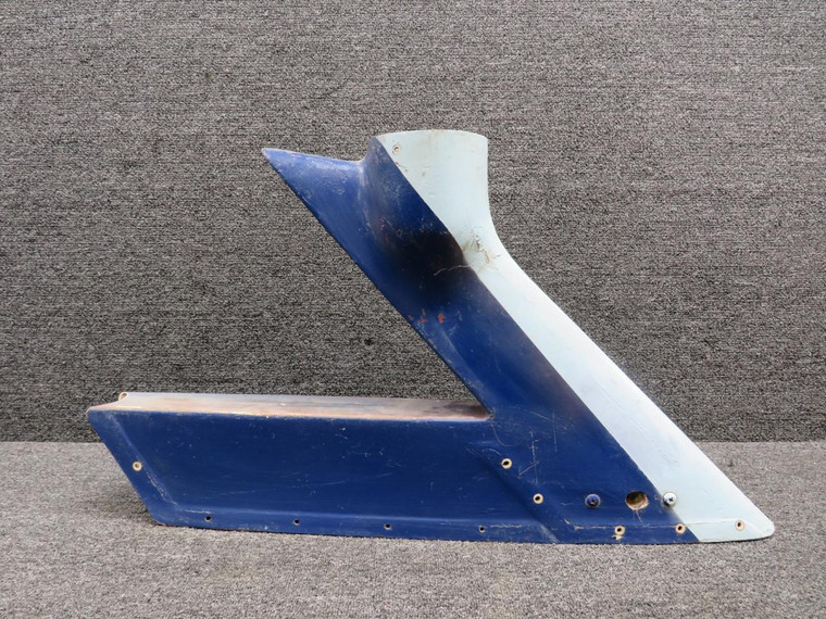 0831360-1 Cessna 310G Vertical Fin Tip Assembly (Colored) (Damaged)