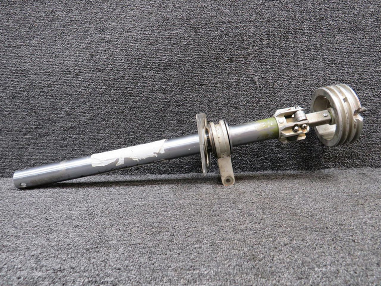 0760102-2 Cessna 182M Tube and Bearing Control Yoke Assembly RH (Core)