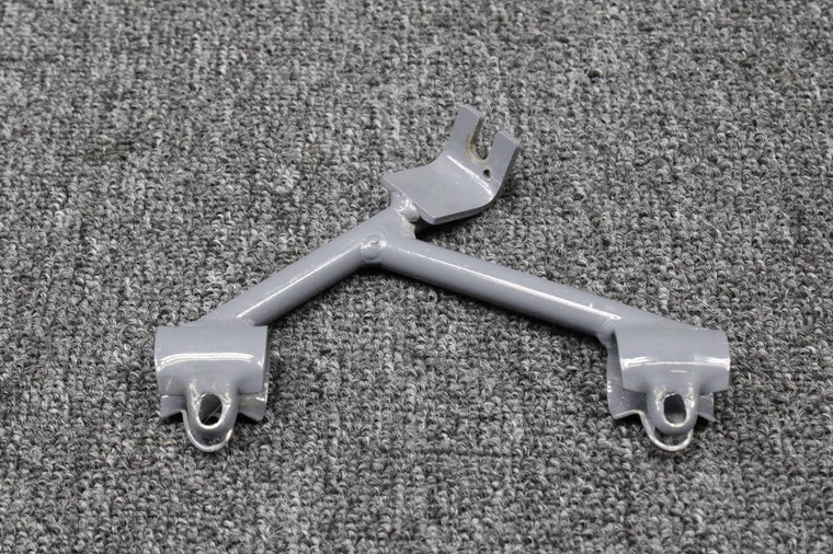 1752095-1 Cessna 177B Cowl Flap Control Support LH
