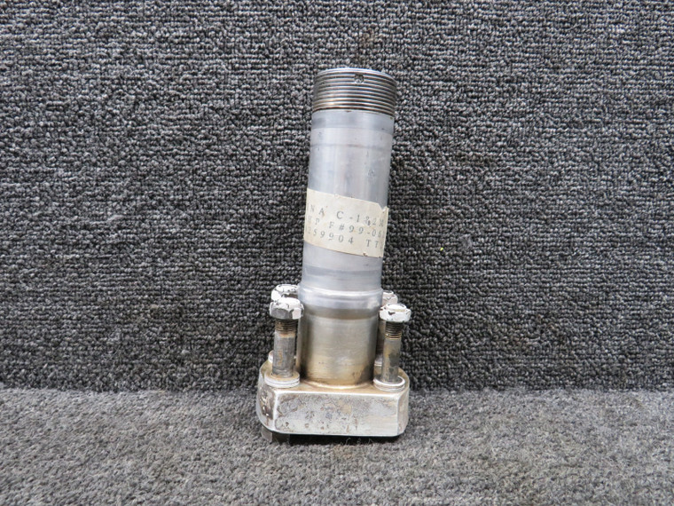 0541124-1 Cessna 182M Main Gear Axle with Bolts (Aluminum) (Chipped Shaft Lip)