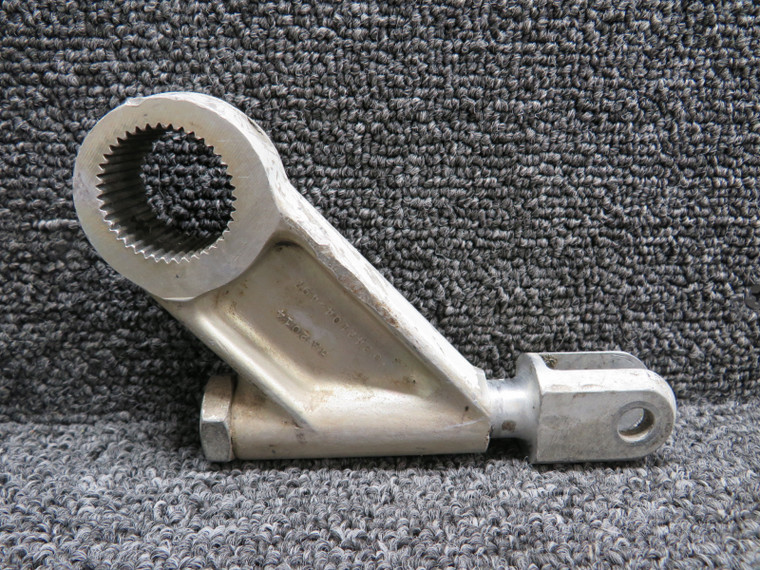 0842104-497 Cessna Nose Landing Gear Bellcrank Assembly