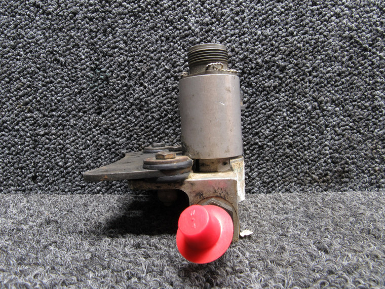 Beech KA-A90 Fuel Pressure Manifold and Check Valve Assembly