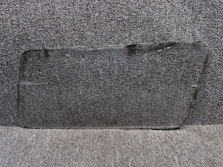 99069-000 Piper PA32-260 Cabin Door Window Aft (.8” Thick)