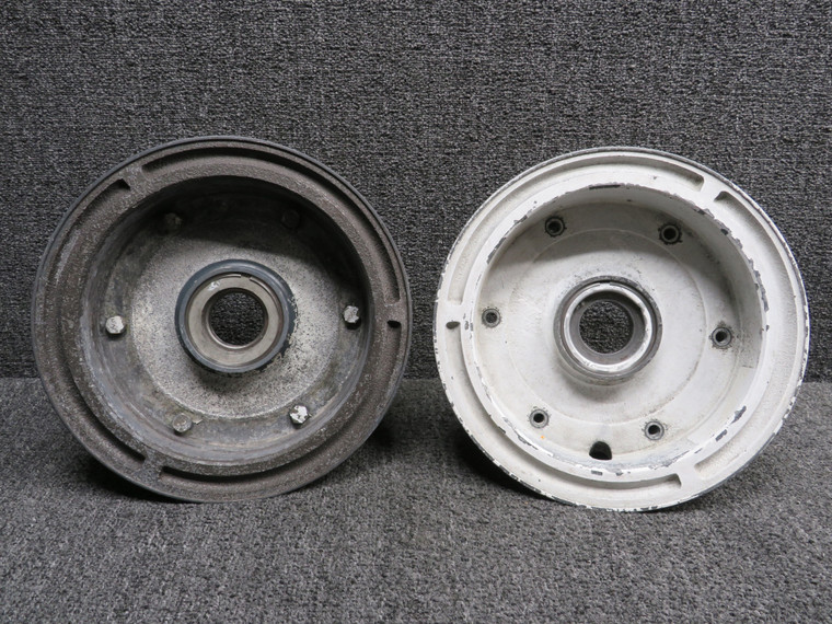 40-98 Cleveland 7.00-8 Main Wheel Assembly (Corrosion, Pitting)