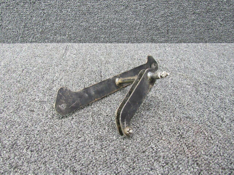 35730-002 Piper PA28R-201T Aileron Bellcrank Assembly LH