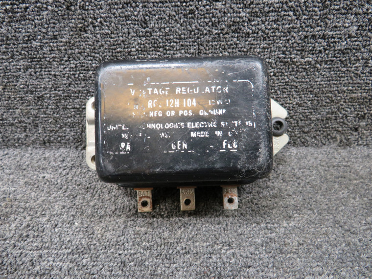 RGS-12H-104 United Voltage Regulator (Minor Rust) (Volts: 12)